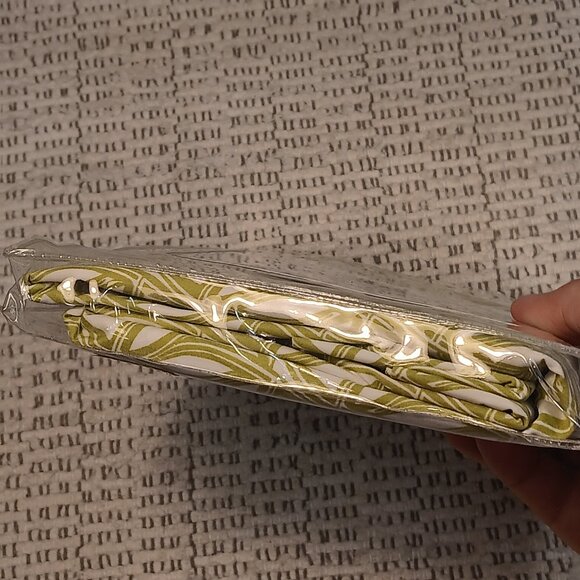 West Elm set of 2 standard size pillow shams cases green and white cotton NEW - Picture 7 of 9